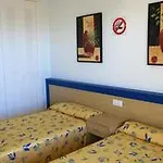 Paraiso 10 מלון